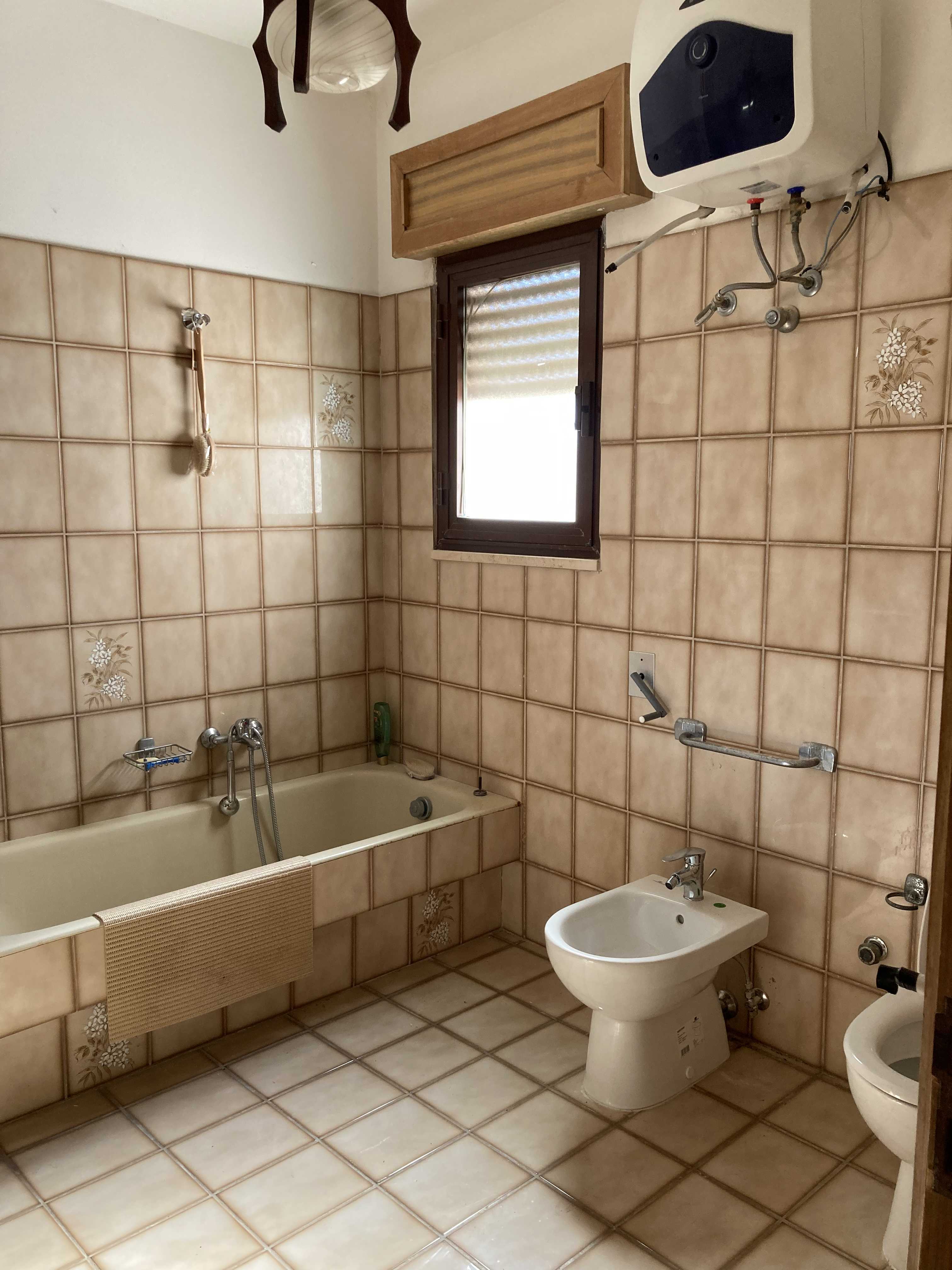 Vendite Salento: Vendita appartamento (Castrignano del Capo) - bagno1